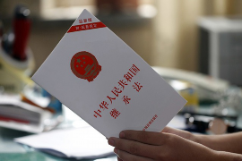 标题:还有很多人要账,揭秘债务催收背后的故事 标题:还有很多人要账,揭秘债务催收背后的故事